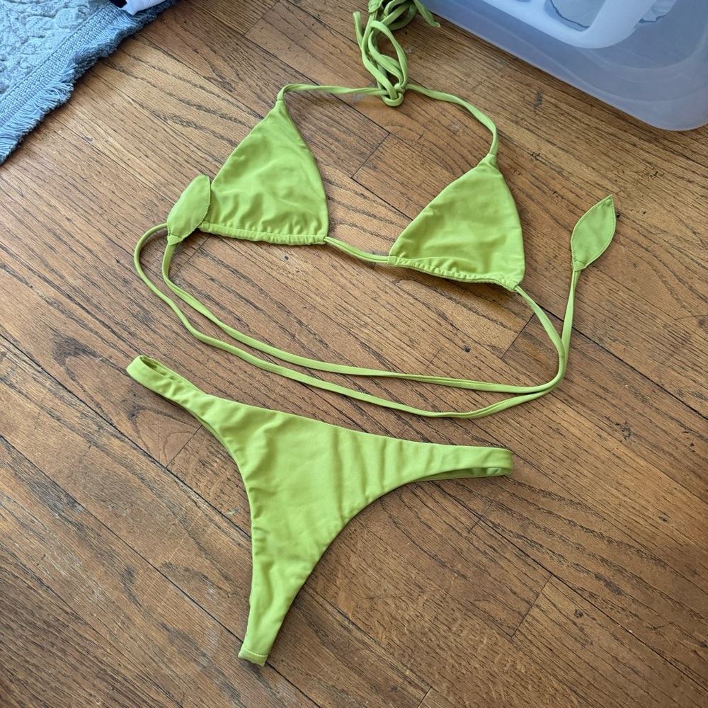 Benoa Mariko Top + Tai Bottom in Citrus 2 Piece Bikini Set Petite